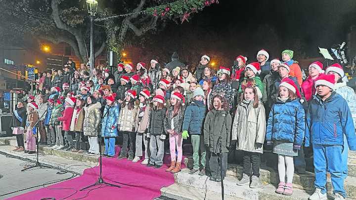 Barbastro y Fraga encienden las luces de Navidad