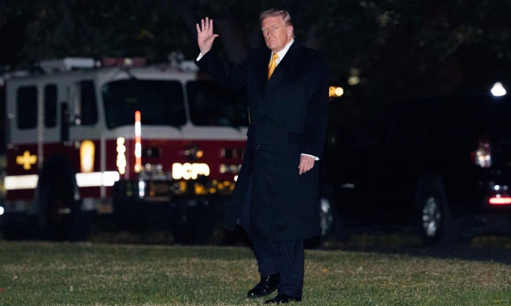 Trump arremete contra periodistas del New York Times por críticas de su gestión con China