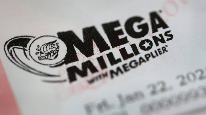 $5M Mega Millions ticket sold in Peoria