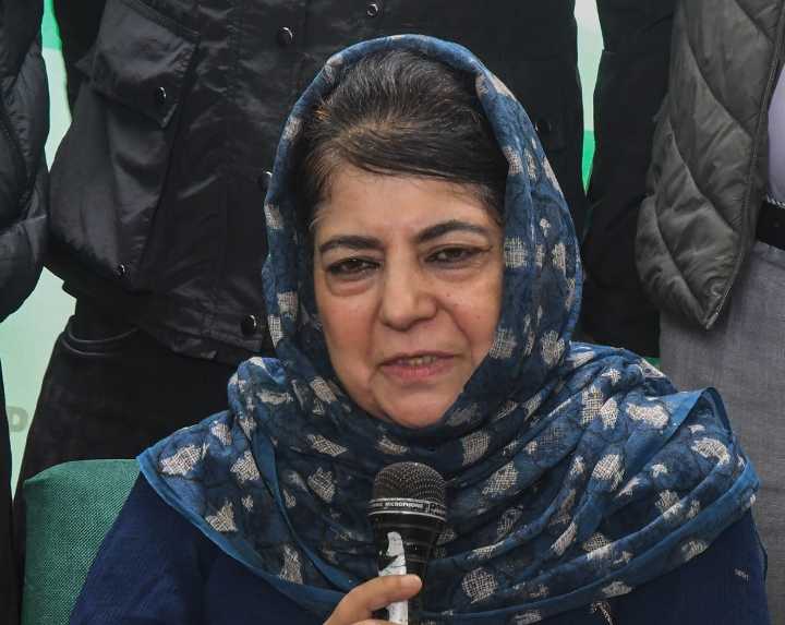 Mehbooba Mufti Expresses Grief Over Loss of Lives in Blast Near Red Fort