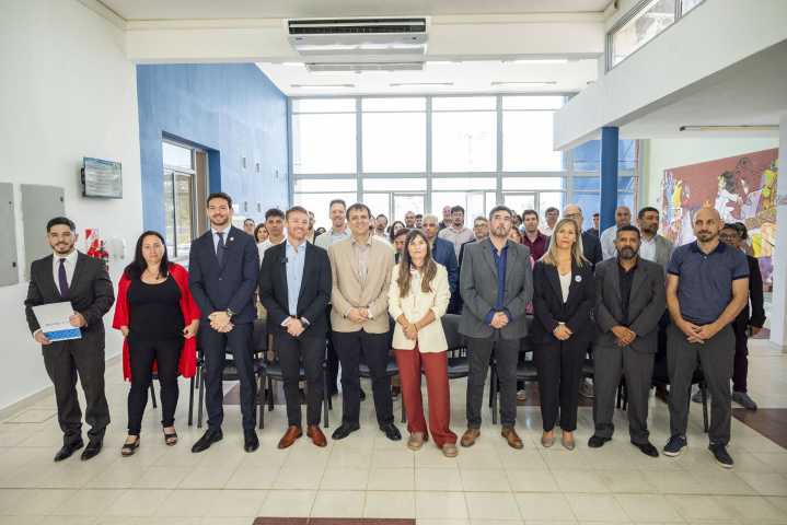 La Uader lanzó la primera Tecnicatura en Inteligencia Artificial de Entre Ríos