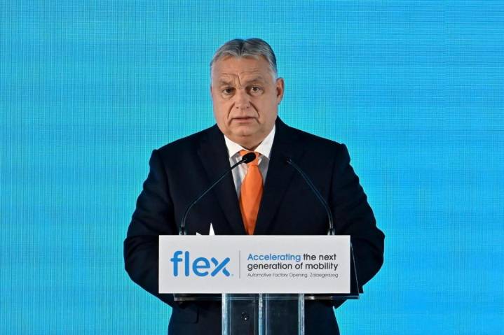 Hungary’s Orbán seeks more Russian oil and gas at Kremlin talks with Putin