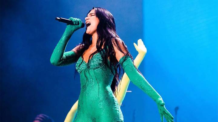 Con esta canción, Dua Lipa podría rendir homenaje a Juan Gabriel en su gira...