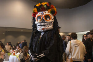 GALLERY | Hundreds of community members gathered to celebrate life and death during Dia de Los Muertos