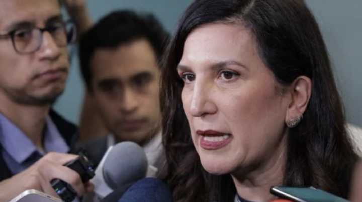 Delincuentes no pueden ser dueños de México: Kenia López Rabadán condena asesinato de Carlos Manzo