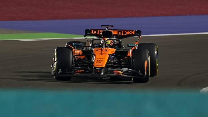 GP de Qatar: Piastri gana la carrera sprint y recorta ventaja a Norris