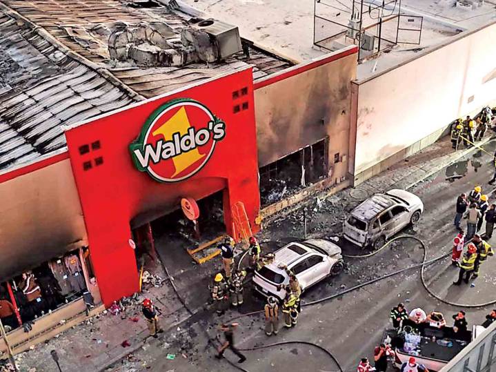 Incendio en tienda deja 23 muertos en Sonora; el siniestro ocurrió en Hermosillo