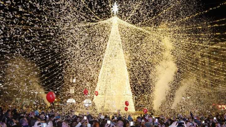 León enciende su Navidad con más de dos millones de luces, en fotos