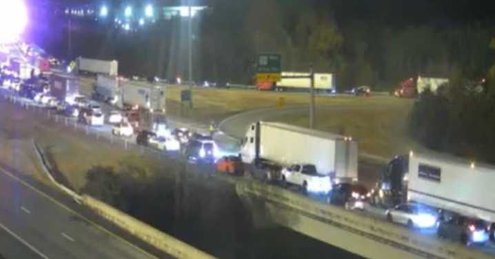 Crash shuts down I-24 WB at Exit 43, traffic diverted