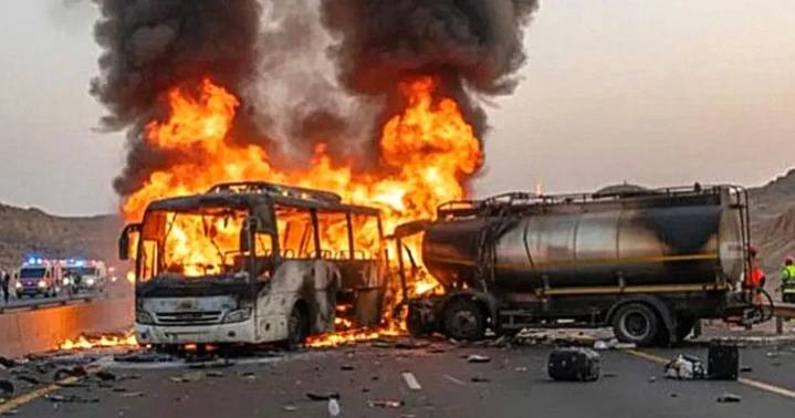 VIDEO: Incendio de autobús en Arabia Saudita deja 45 peregrinos muertos