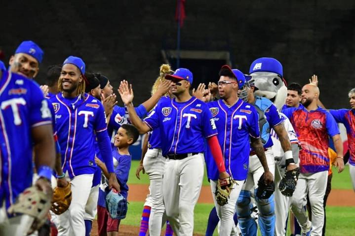 Tiburones vence por la mínima a un Magallanes que no batea