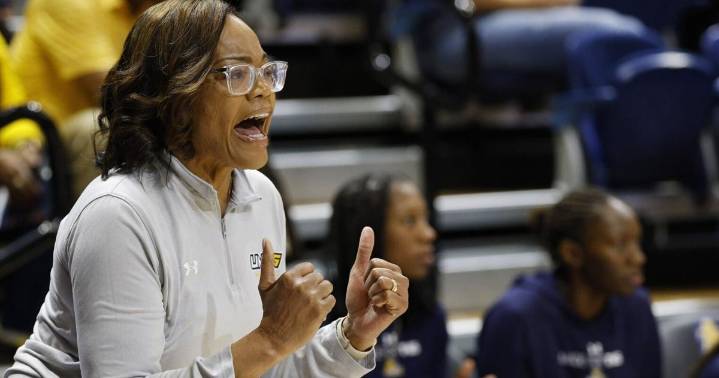 UNCG women's basketball returns to West Coast to open tear