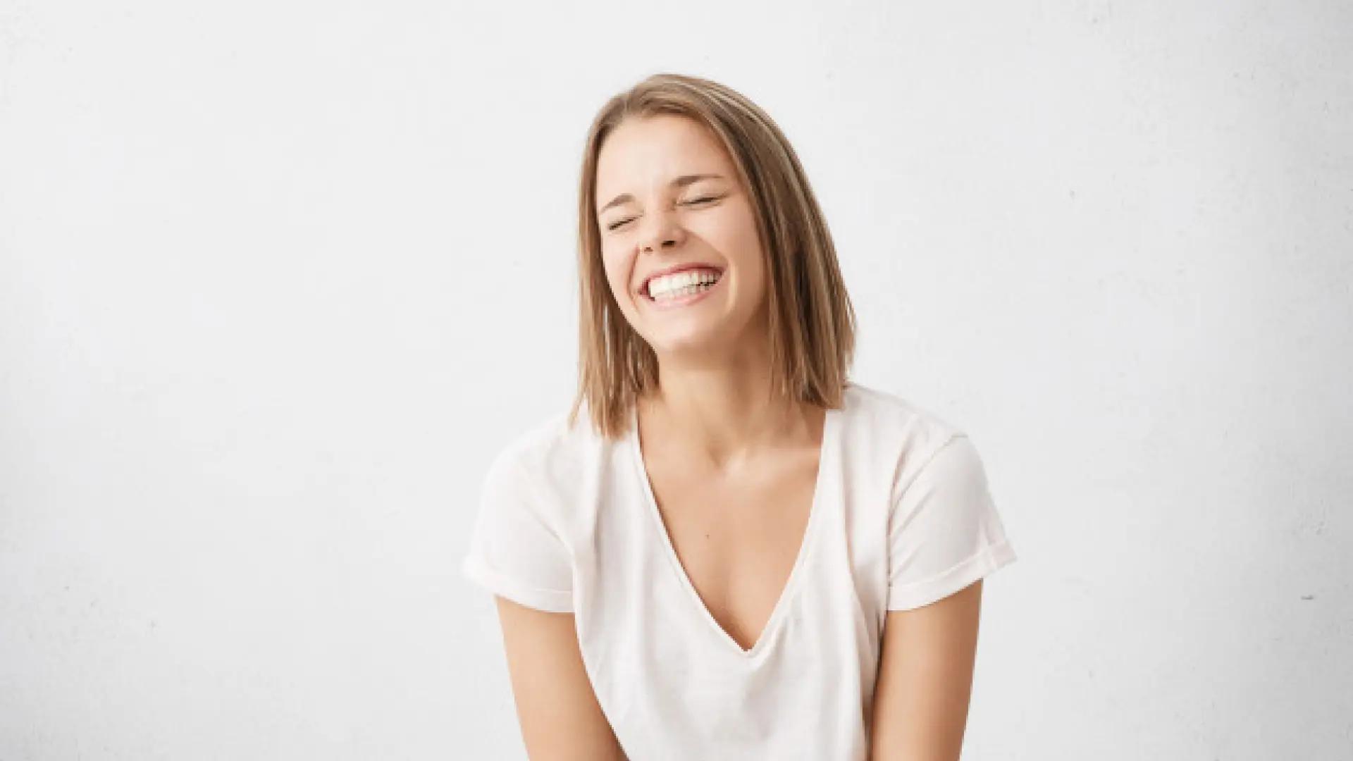 Este sérum de Colgate blanquea los dientes de forma segura y está a mitad de precio