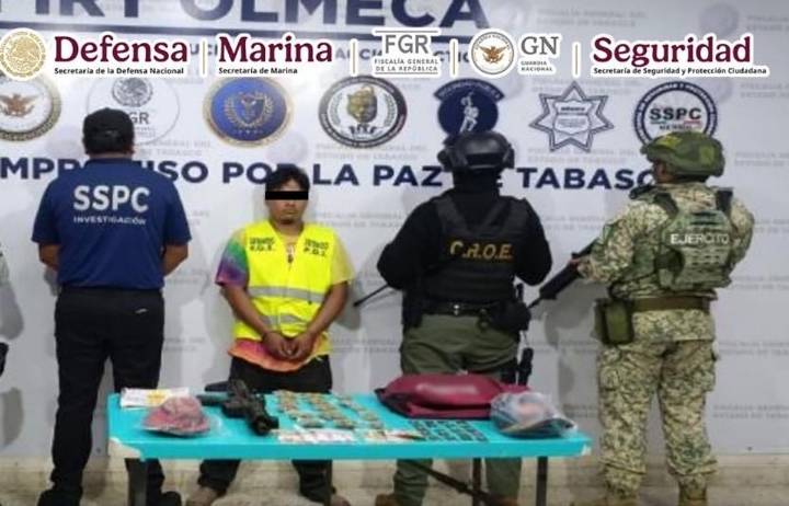 Detienen a 'El Topo' y siete personas más en Tabasco por venta de droga y armas