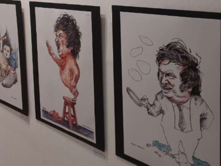Polémica muestra de caricaturas en el Concejo Deliberante de Santa Rosa: advierten sobre imágenes antisemitas y con burlas hacia el Presidente