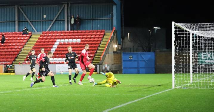 Stirling Albion 2, Peterhead 1: no cup pain in the rain as Binos notch confident win