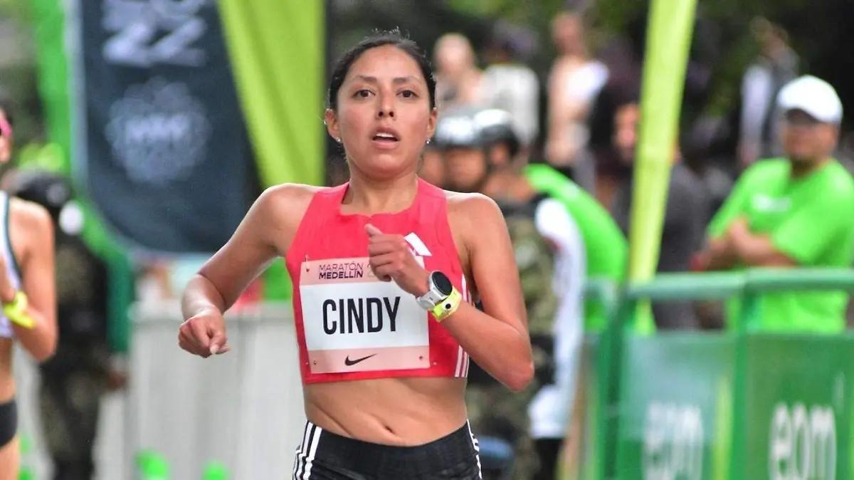 Cindy Meza, segundo lugar en los 21K Tegus