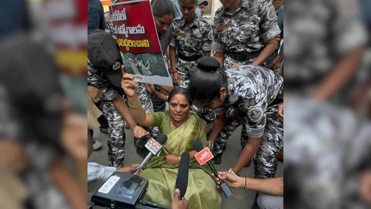 Kavitha detained during Singareni Bhavan protest in Hyderabad