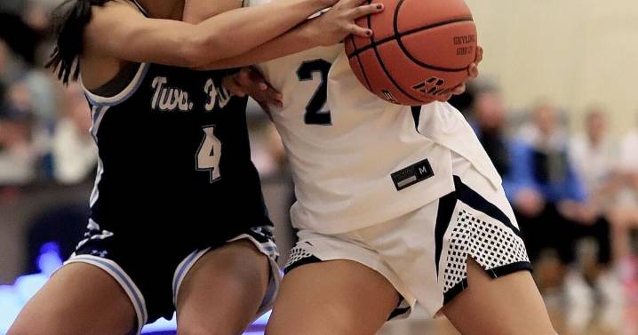 Skyline girls' basketball earns first win of season versus Twin Falls