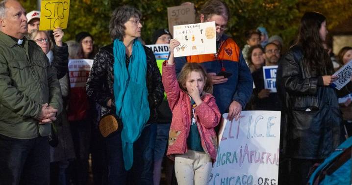 Chicago judge says Border Patrol official lied about threats before restricting agents' use force