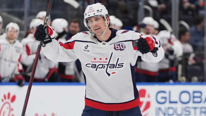 Capitals’ Strome learns during game that wife gave birth to daughter