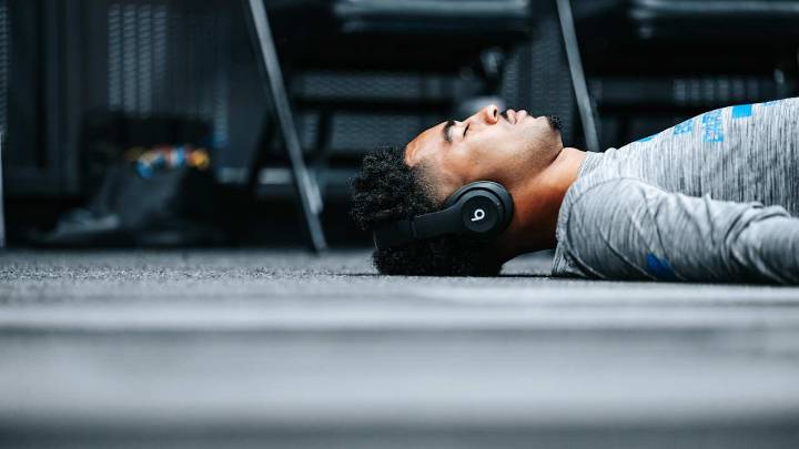 Panthers face a new challenge: Filling a full day ahead of exciting prime time game