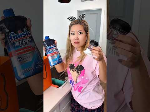 She just wanted a gift ☹️😩 LeoNata family #shorts