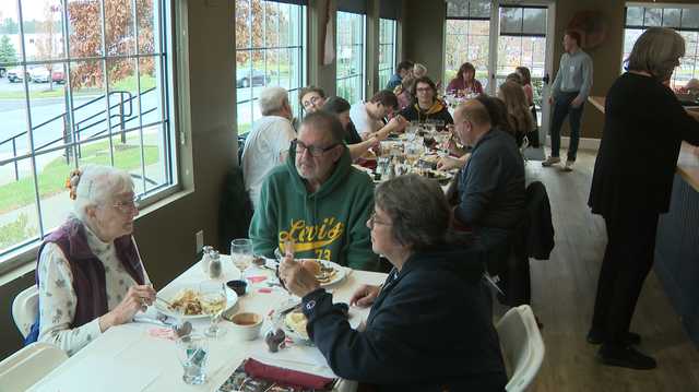 Annual event serves Thanksgiving dinner to hundreds on Seacoast