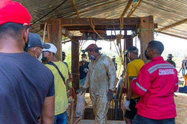 Otros 3 mineros tapiados tras colapso de mina en El Callao