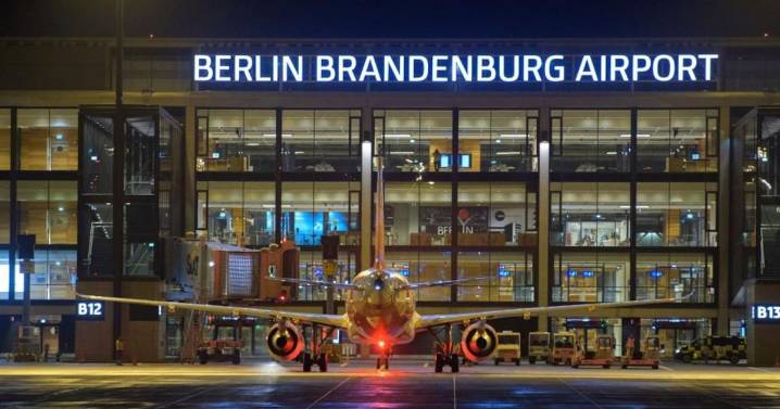 Vuelos suspendidos en aeropuerto de Berlín por presunta presencia de dron; Europa se mantiene en alerta