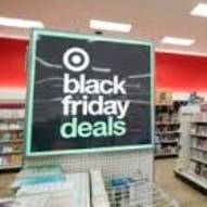 Menor afluencia en tiendas físicas pese al aumento de compras online durante Black Friday