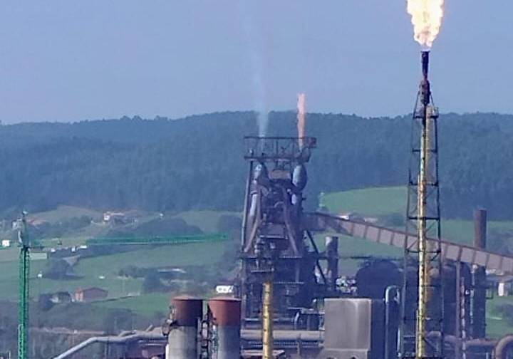 Arcelor efectuará hoy la operación con la oxilanza para arrancar el horno alto 'B'