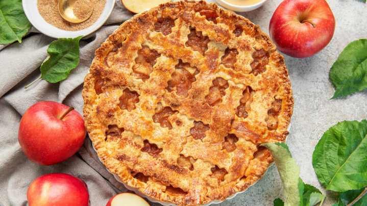 The Old-School Apple Pie Everyone Was Cooking During WWII