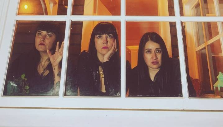 Lecturas Performáticas regresa a Mercado Puerto: arte, feminismo y palabra viva en Valparaíso