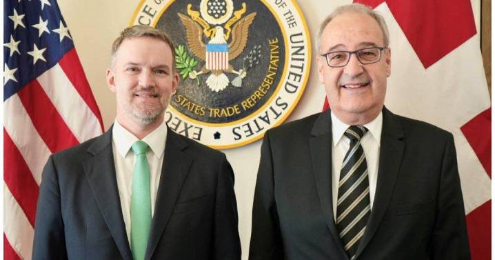 EE.UU. y Suiza llegan a un acuerdo para bajar los aranceles del 39 % al 15 %