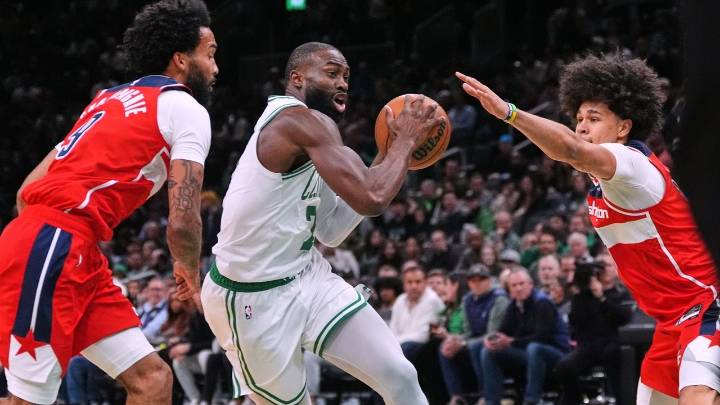 Brown scores 35 points in 26 minutes before watching Celtics coast to 136