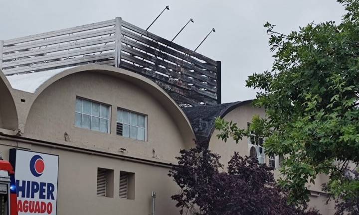 Incendio en el Hiper: los daños serían menores a lo pensado