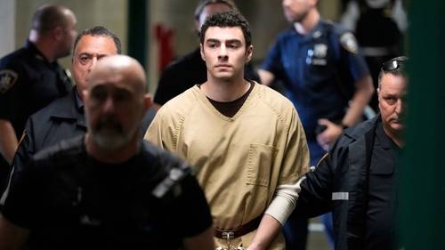 Luigi Mangione must be given civilian clothes for upcoming hearing