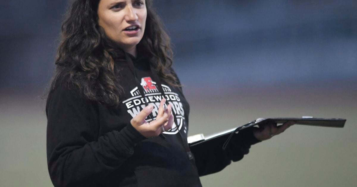 Edgewood's Shimek earns county COY award in girls soccer for 2025 campaign