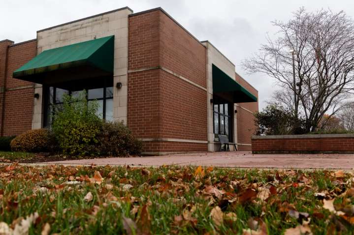 Lawsuit alleges Batavia chiropractor secretly filmed patients