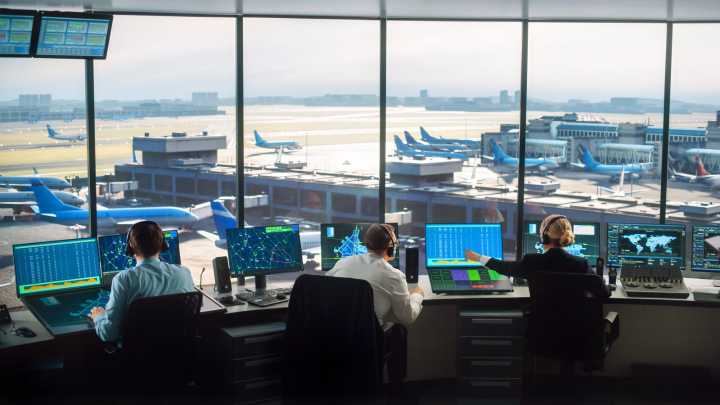 TSA And Air Traffic Controllers Suddenly Relieved By Unexpected Saviors As Shutdown Costs Them A Full Paycheck