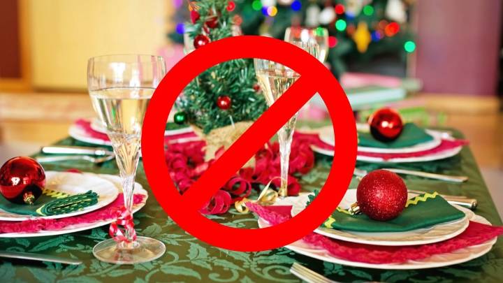 ¿Adiós al mantel y servilletas en tonos rojo y verde?: La tendencia que está dejando atrás la clásica decoración de Navidad