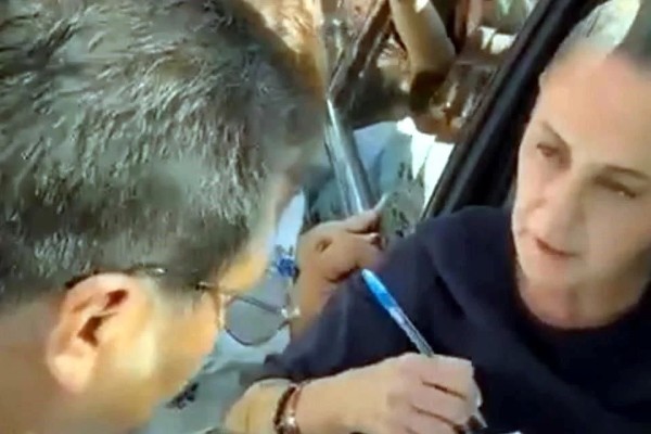 Interceptan maestros convoy de Sheinbaum en Chiapas