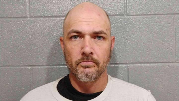 Glasgow man arrested after allegedly disregarding cruiser blocking traffic