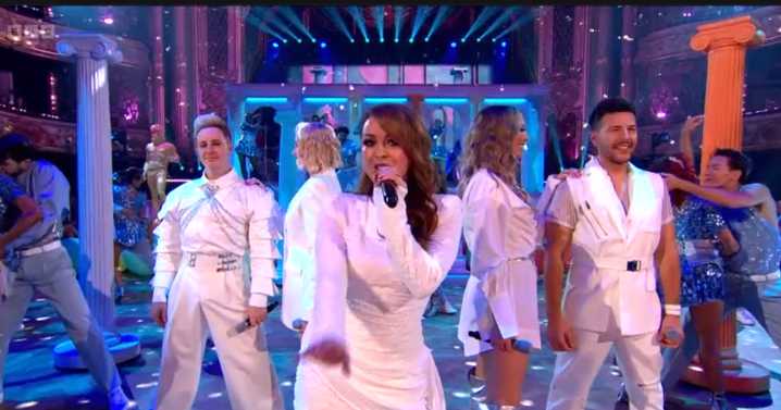 Strictly Come Dancing performer's bold new look distracts fans minutes into show