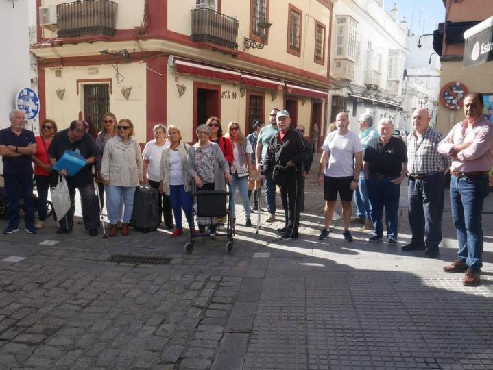 Ayuntamiento y hosteleros irán de la mano para solucionar el conflicto de ruidos de la calle Las Cortes