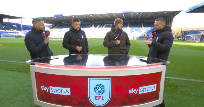 Wrexham star aims cheeky seven-word dig at Championship rivals on live TV