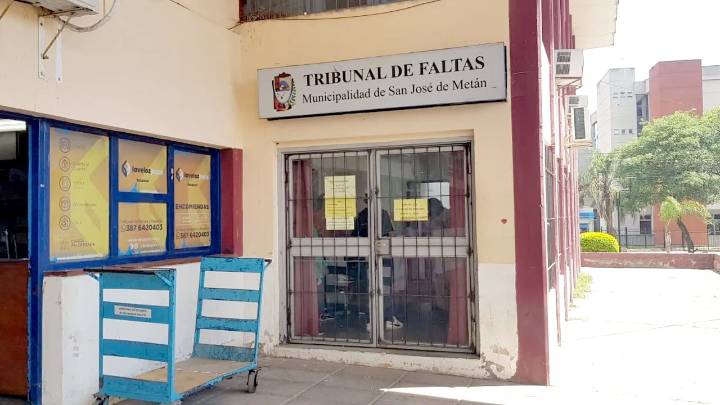 Agente del Tribunal de Faltas de Metán cobraba multas en beneficio propio