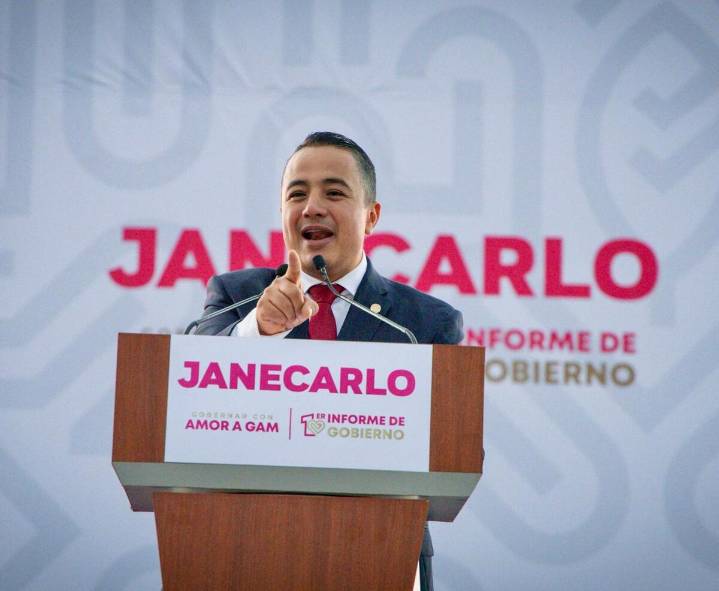 Más de 70 mil personas acompañan a Janecarlo Lozano en su primer informe de gobierno en la GAM