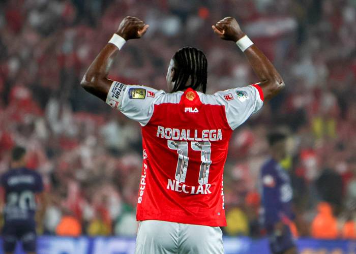 Grupo B Cuadrangulares Liga Betplay, Santa Fe, con triplete de Hugo Rodallega, goleó 3×0 a Fortaleza